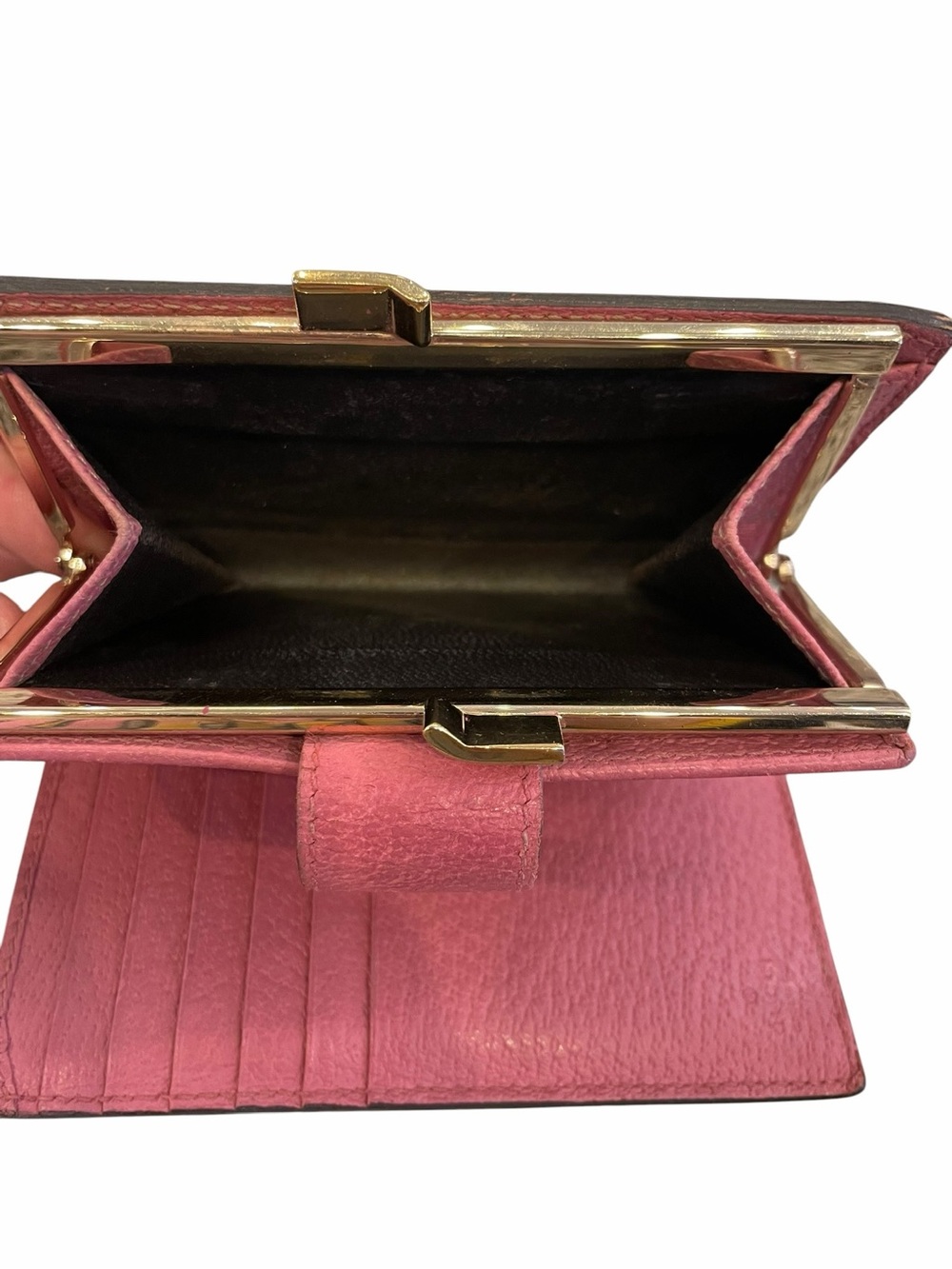 Gucci Beige GG Canvas Wallet with Pink Leather Trim - Picture 10 of 10